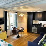 Cozy Stay near LOUVRE&St Germain Près Aldaro